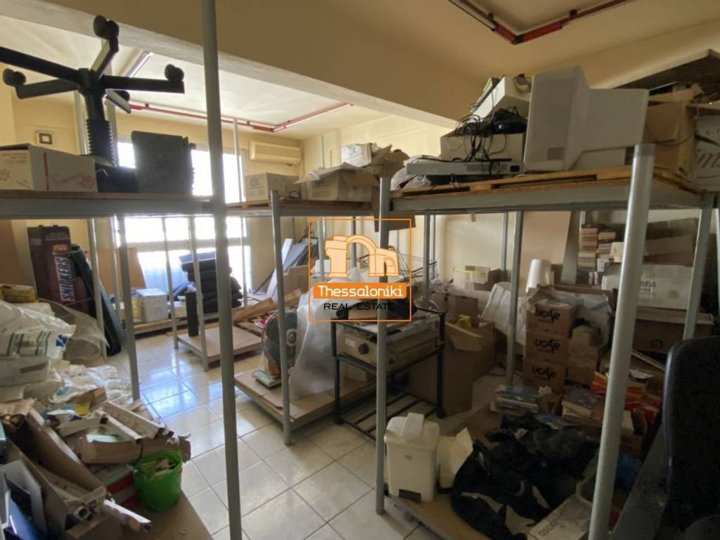 Πλ. Αντιγονιδών, Γραφείο, 255 τ.μ.