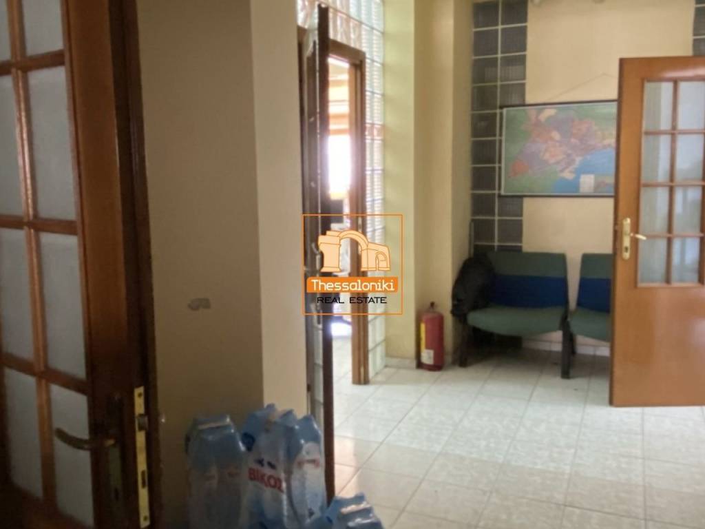 Πλ. Αντιγονιδών, Γραφείο, 255 τ.μ.