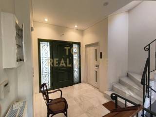 Είσοδος οικοδομής