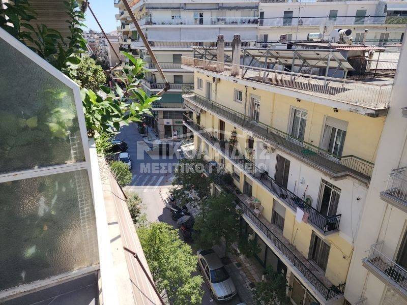 Θέα από μπαλκόνι