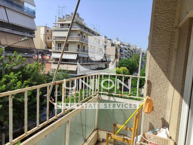 Θέα από μπαλκόνι