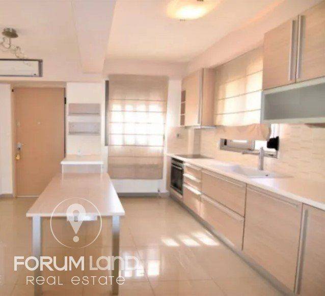 Forumland Real Estate, Σαλοκουζίνα