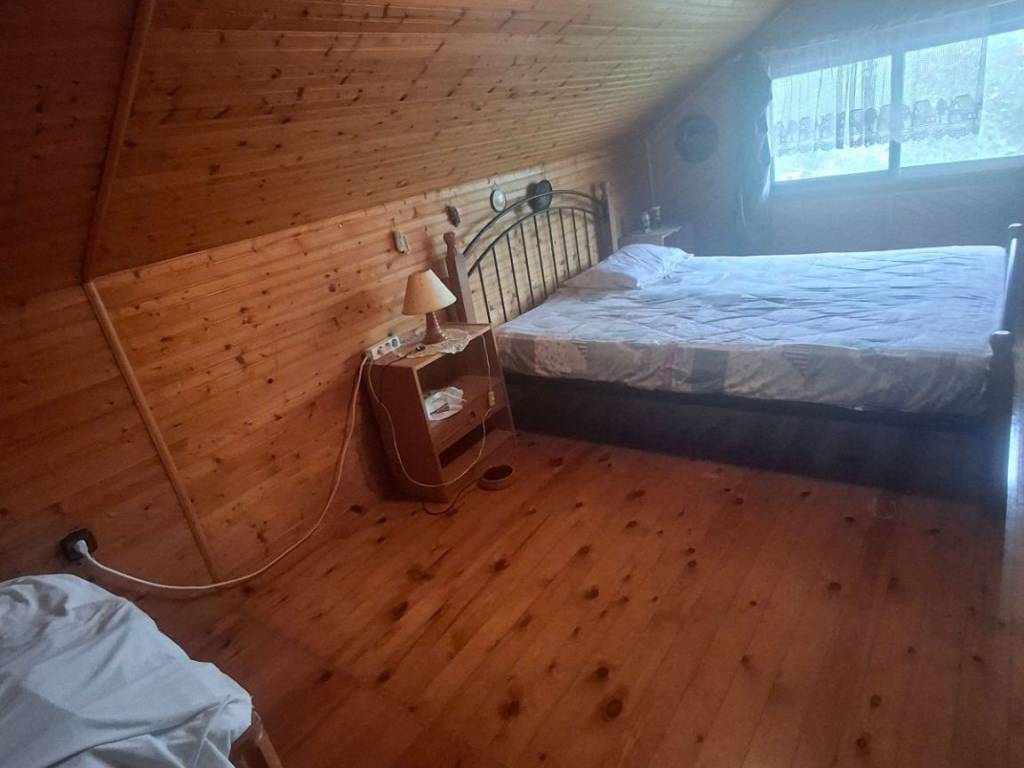 Krebatokamara sophitas 1 me parathyro thea thalassa