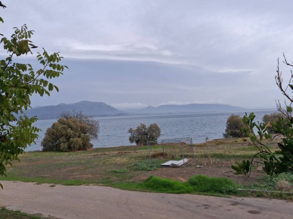 Apostase 50m apo ten paralia