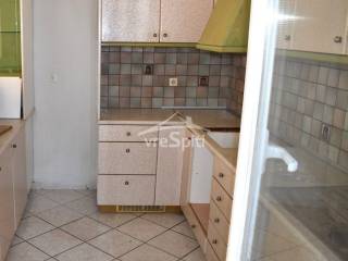 ΚΟΥΖΙΝΑ-ΗΜΙΞΕΧΩΡΙΣΤΟΣ ΧΩΡΟΣ