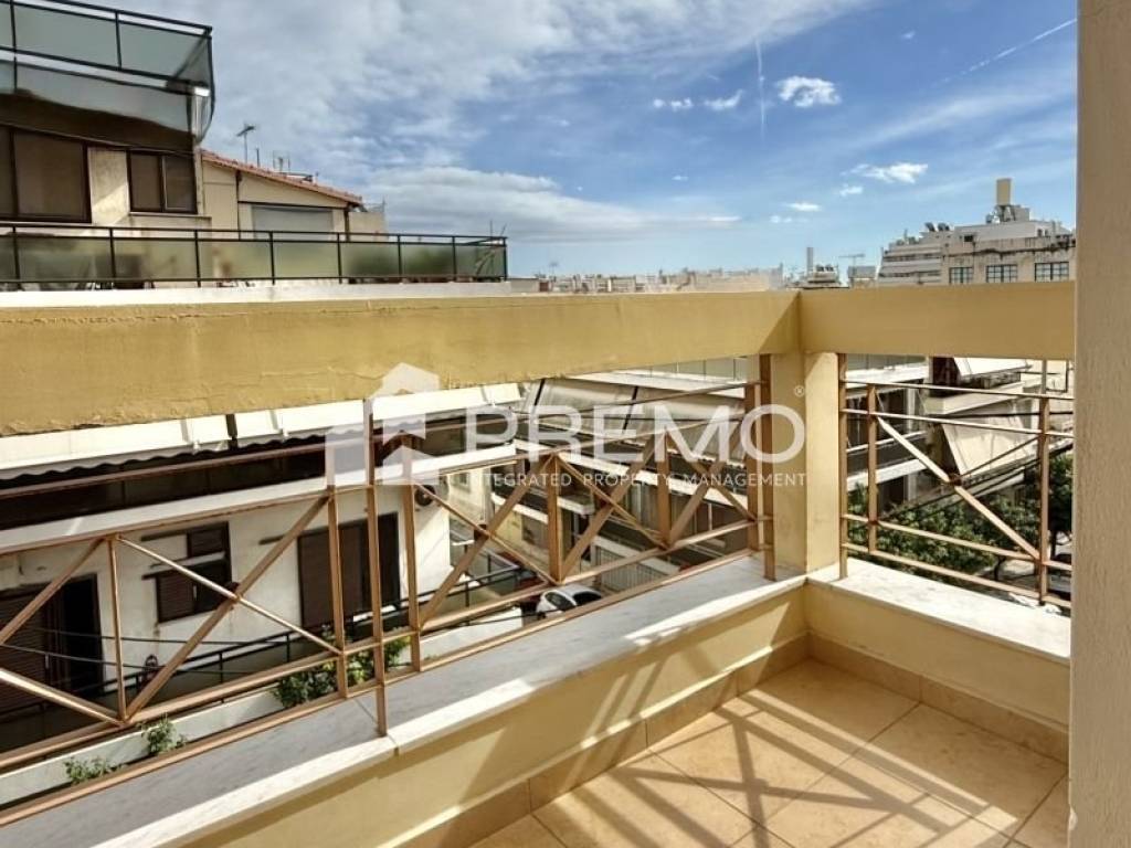 Θέα από μπαλκόνι