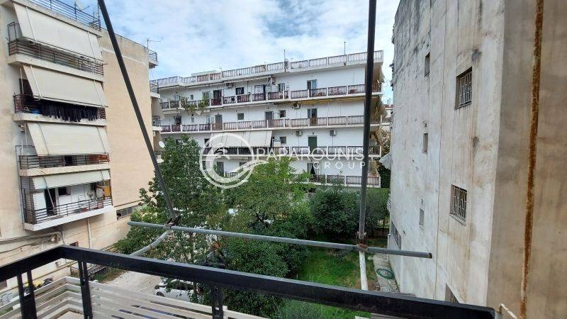 Θέα από μπαλκόνι