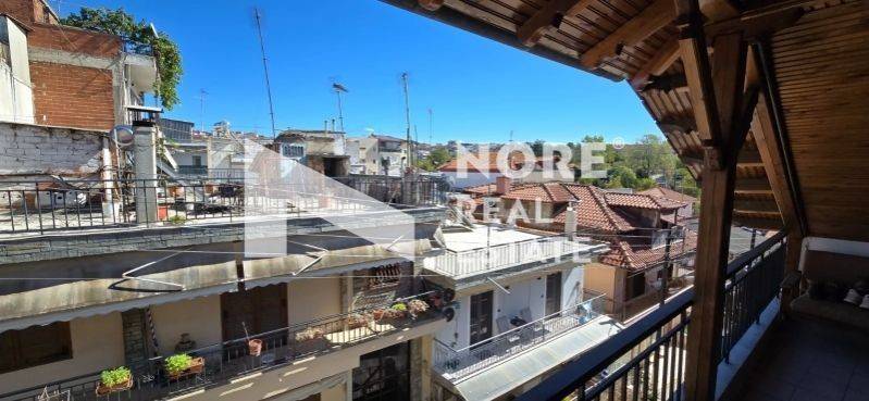 Θέα από μπαλκόνι