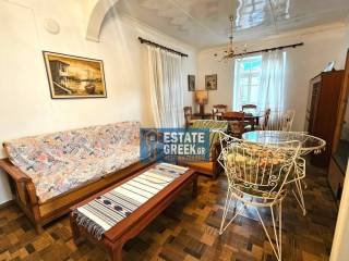 ★ Ανακαίνιση ισογείου 2011 ★ Οικόπεδο 494τ.μ. ★ Πλήρως επιπλωμένη ★