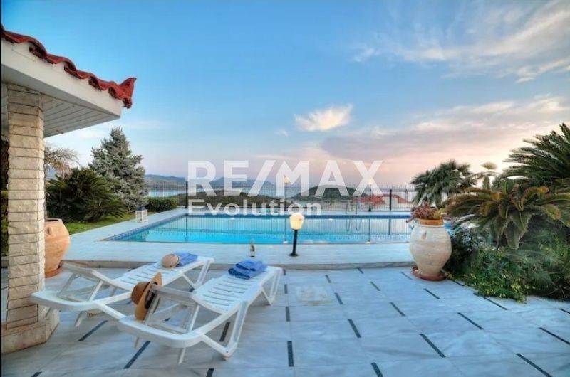 Θέα από μπαλκόνι