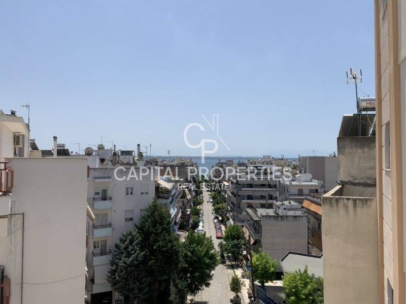 Θέα από μπαλκόνι