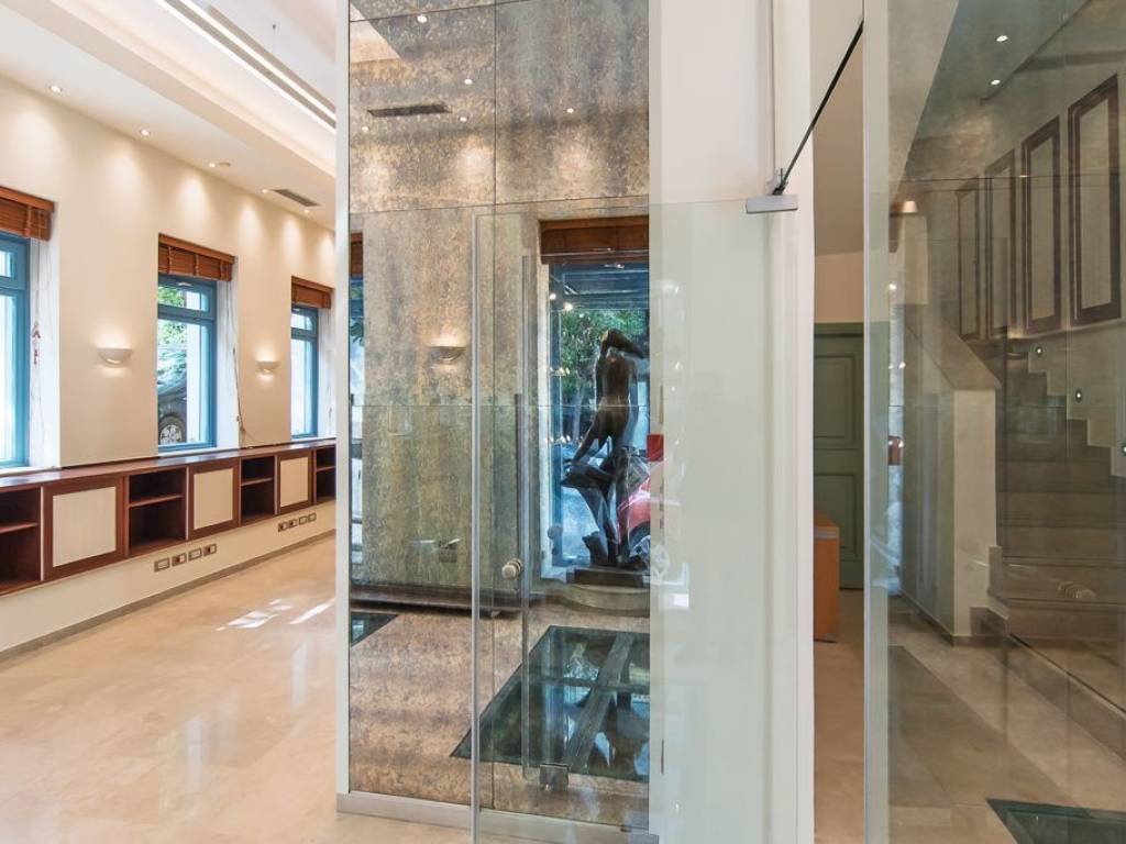 Εσωτερικοι χώροι