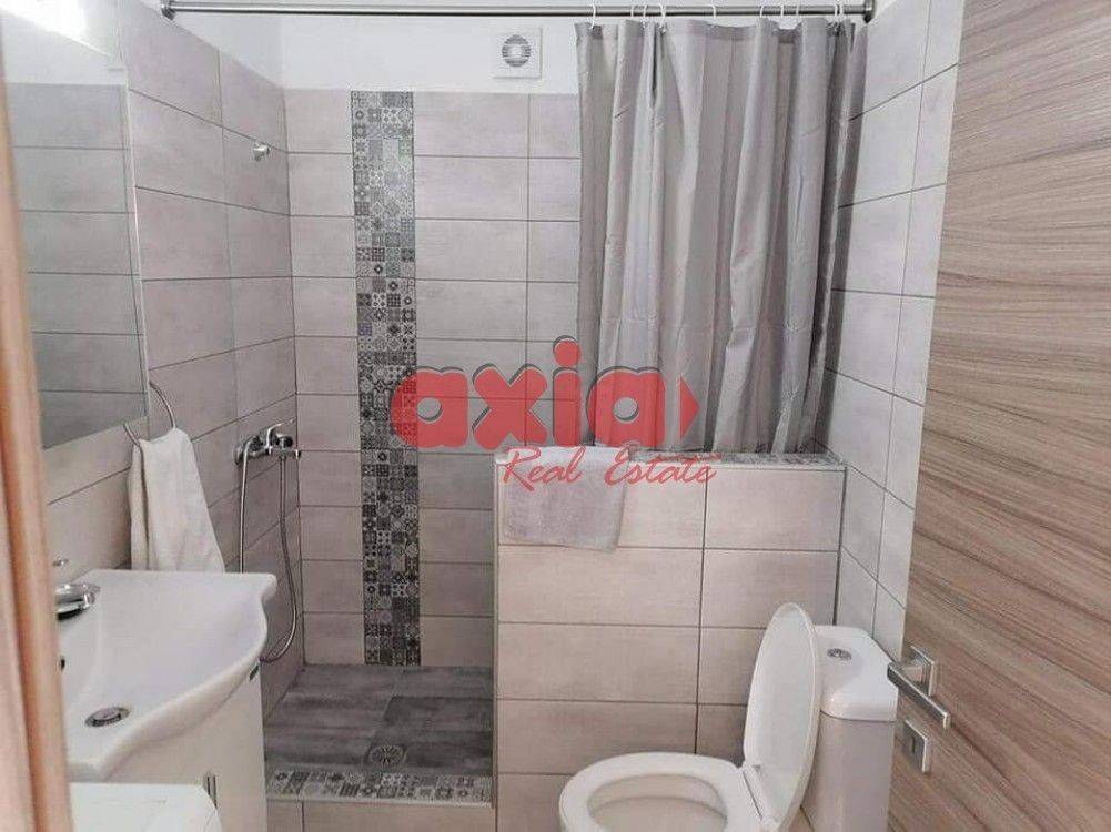 Ενοικιάζεται ΑΠΟ 5/9 ΕΩΣ 30/6 διαμέρισμα 65τ.μ. που βρίσκεται  στο ισόγειο οικοδομής 