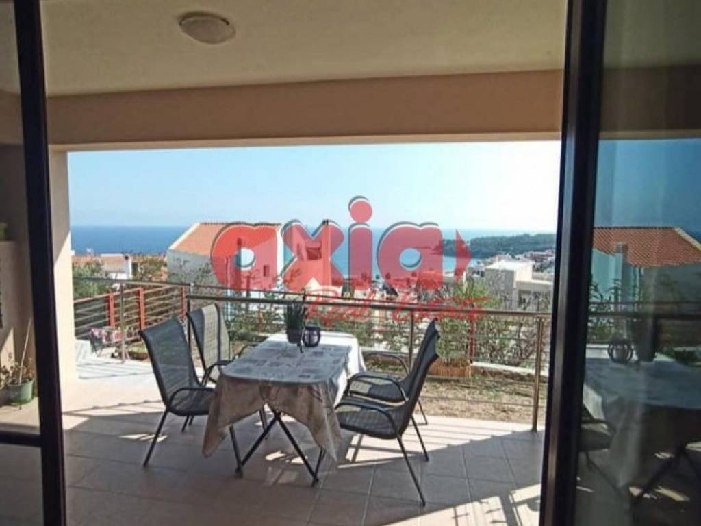 Ενοικιάζεται ΑΠΟ 5/9 ΕΩΣ 30/6 διαμέρισμα 65τ.μ. που βρίσκεται  στο ισόγειο οικοδομής 