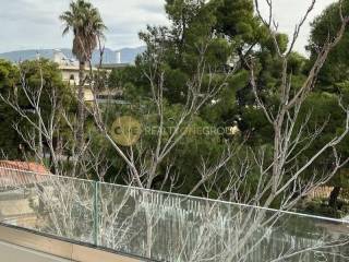 Θέα από μπαλκόνι