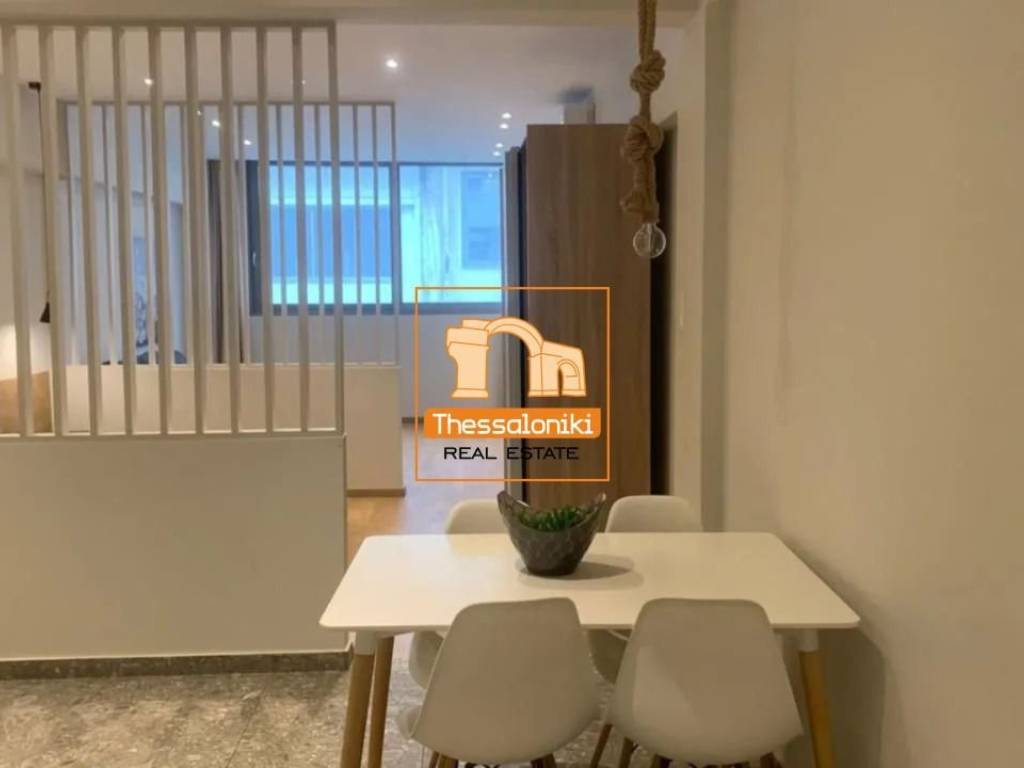 Πλ. Αντιγονιδών, Γκαρσονιέρα, 50 τ.μ.