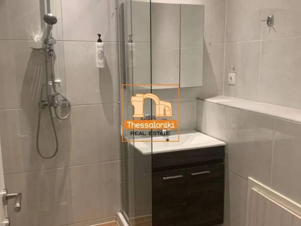 Πλ. Αντιγονιδών, Γκαρσονιέρα, 50 τ.μ.