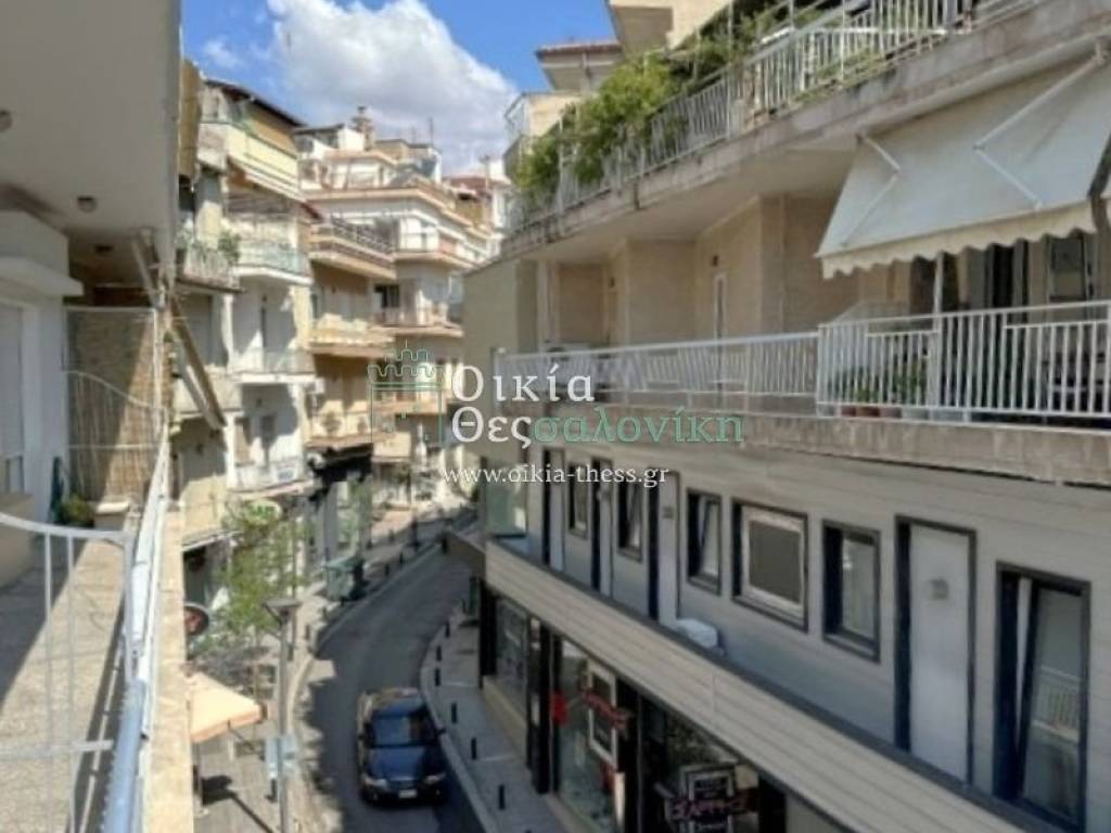 Θέα από μπαλκόνι