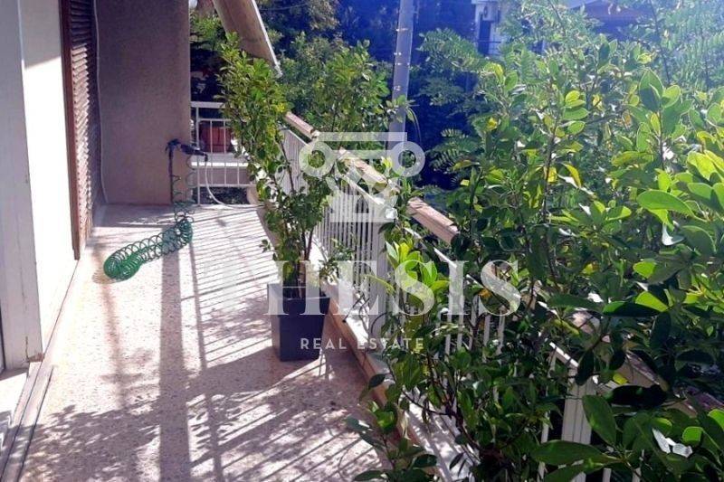 Θέα από μπαλκόνι