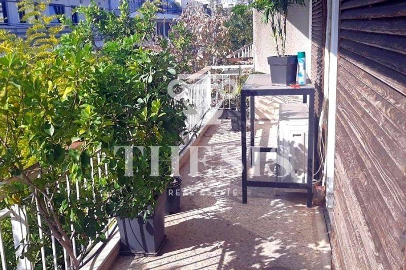 Θέα από μπαλκόνι