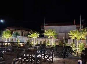 Εξωτερικός χώρος καταστήματος