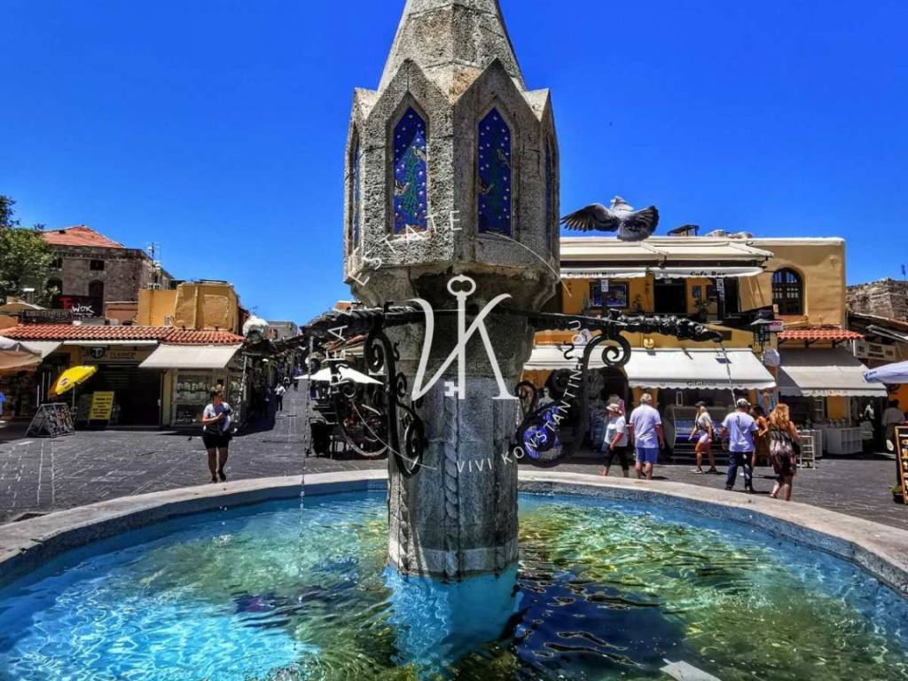 Εσωτερικοι χώροι