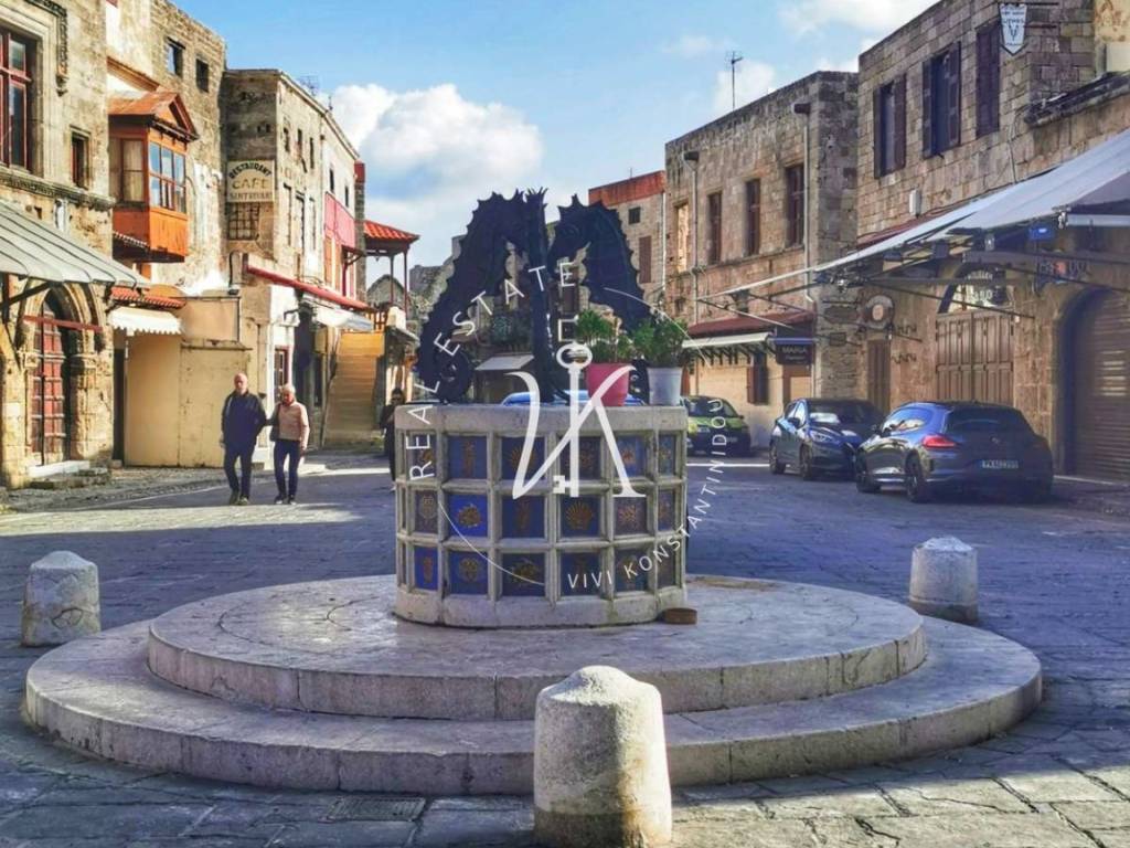 Εσωτερικοι χώροι