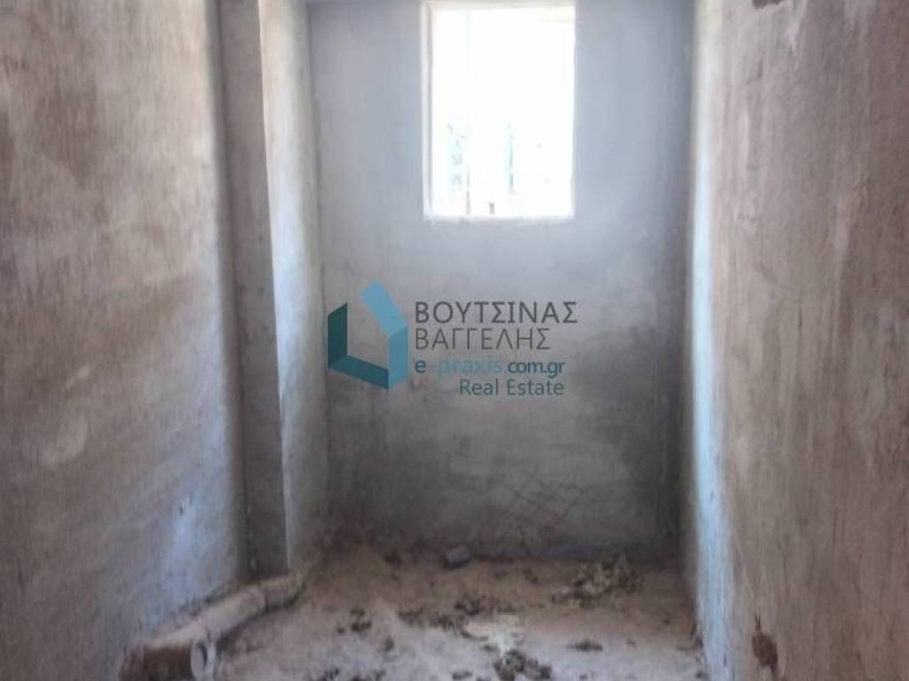 Μπάνιο στον όροφο 