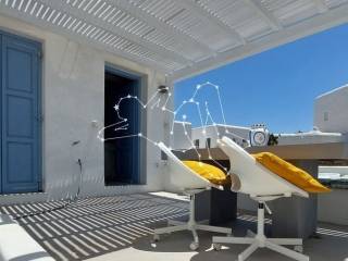 Η είσοδος του σπιτιού - The entrance to the house