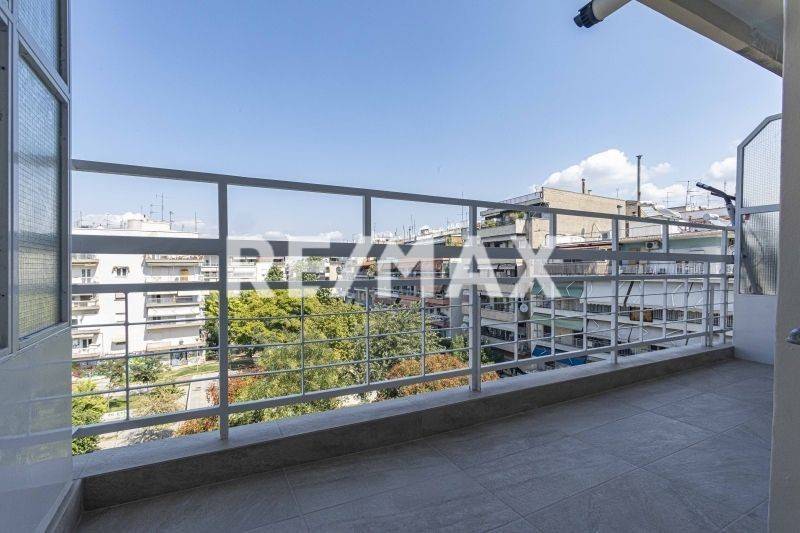 Θέα από μπαλκόνι