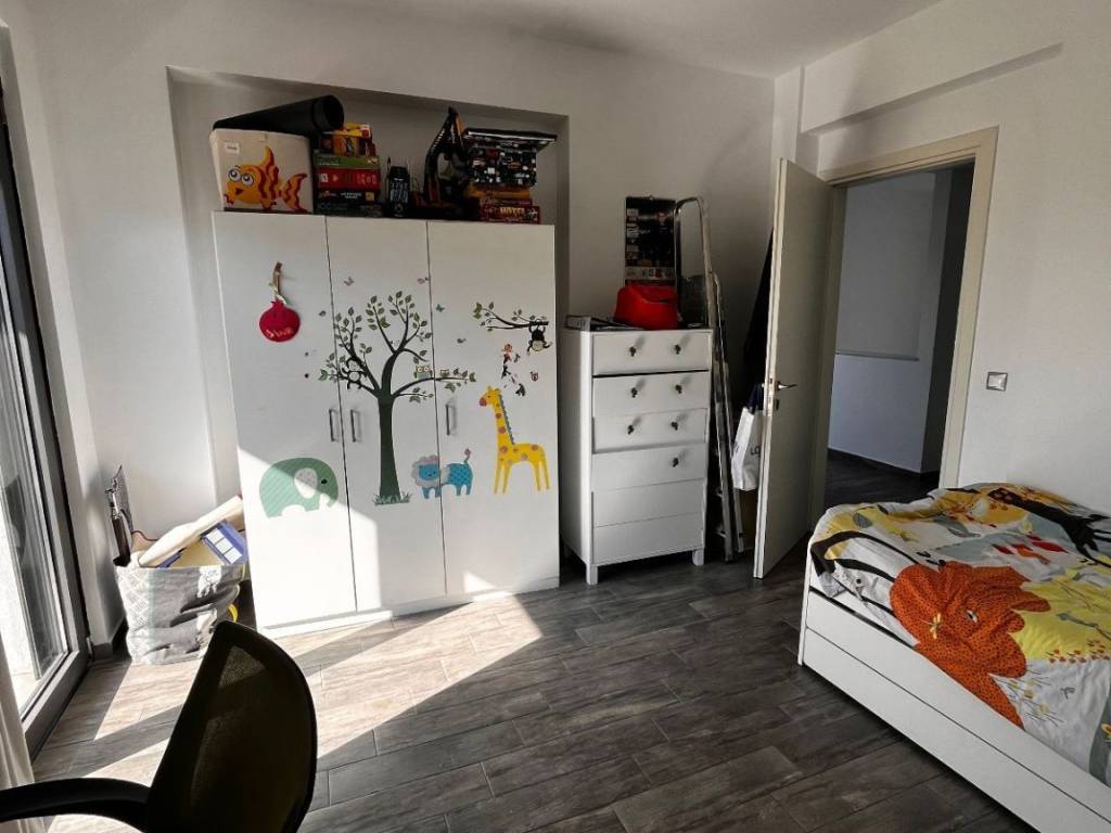 Ypnodomatio paidiko 2