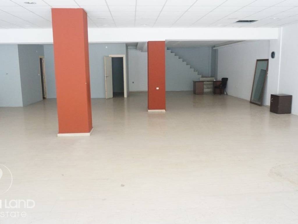 Forumland Real Estate, ισόγειο κατάστημα