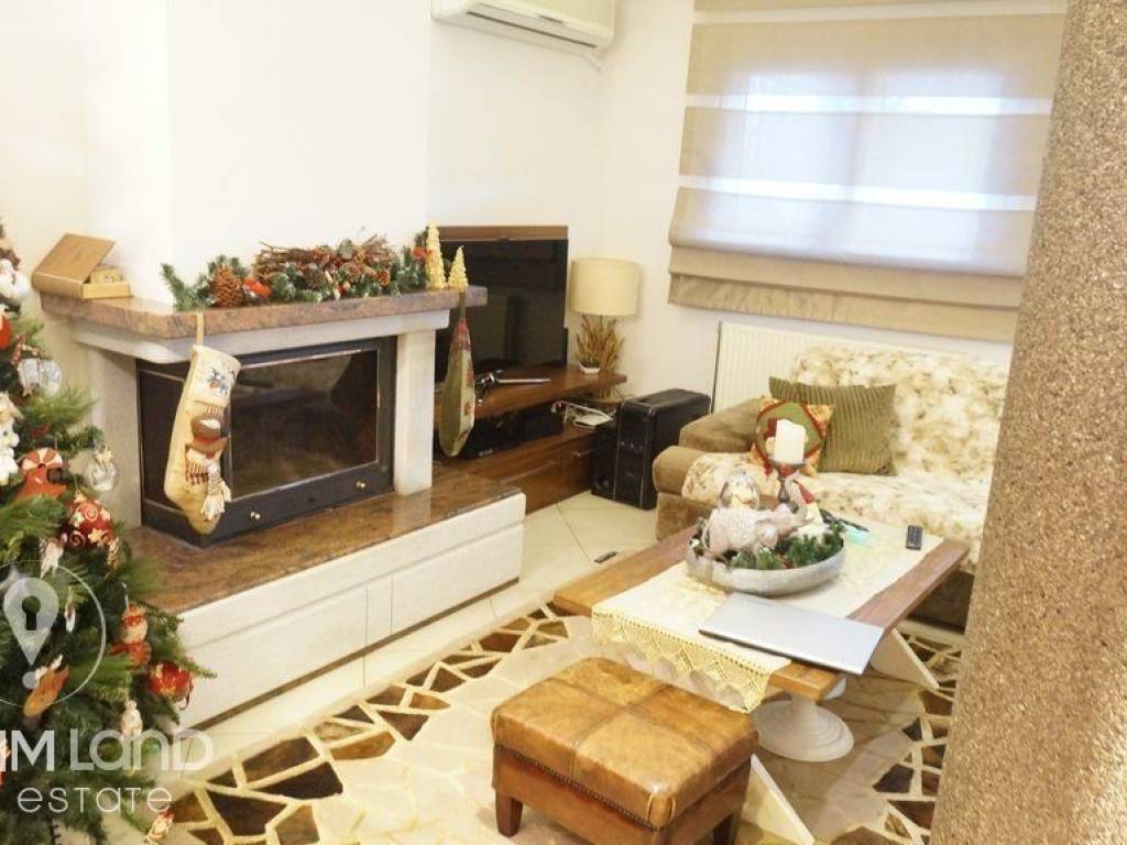 Forumland Real Estate, Καθιστικό