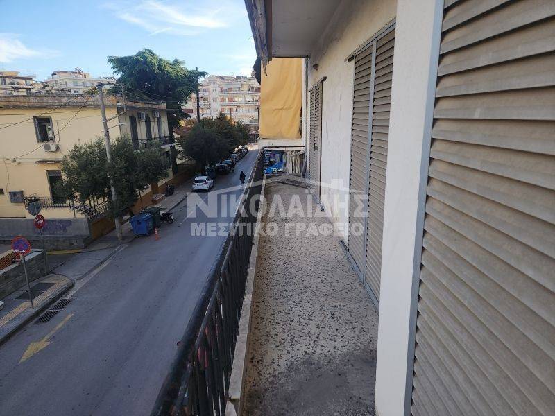 Θέα από μπαλκόνι