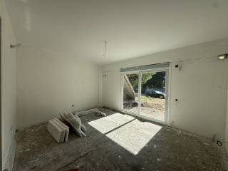 Saloni,koyzina isogeioy