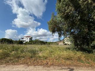 Πρόσοψη Οικοπέδου