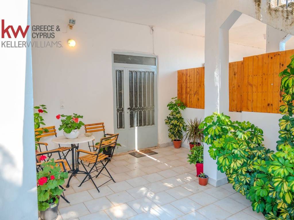 Εσωτερικοι χώροι