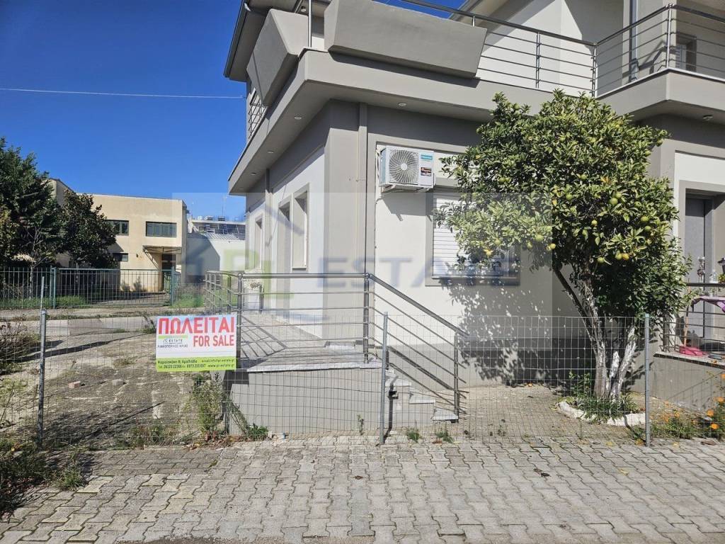 Κεντρική Είσοδος