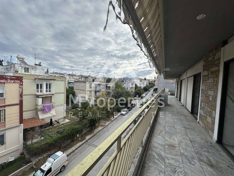 Θέα από μπαλκόνι