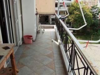 Το πίσω μπαλκόνι