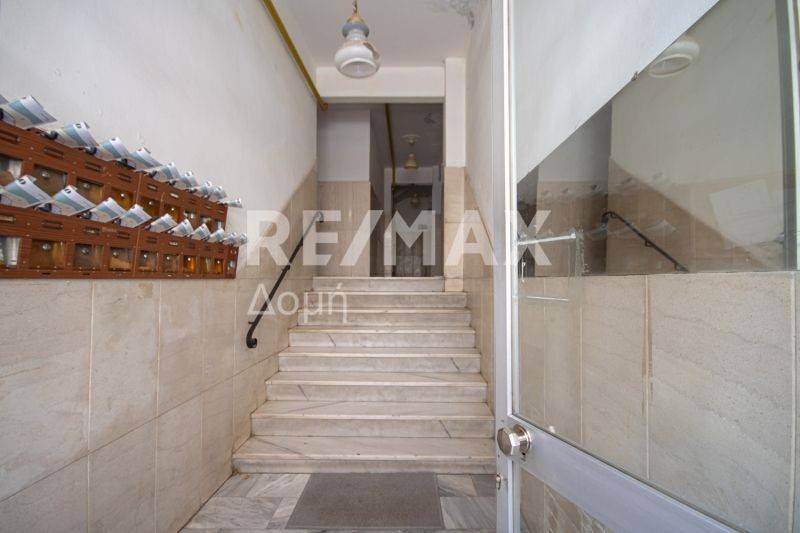 Είσοδος οικοδομής