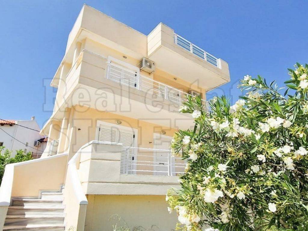 ΜΟΝΟΚΑΤΟΙΚΙΑ