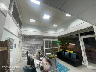 Forumland Real Estate, Ισόγειο κατάστημα