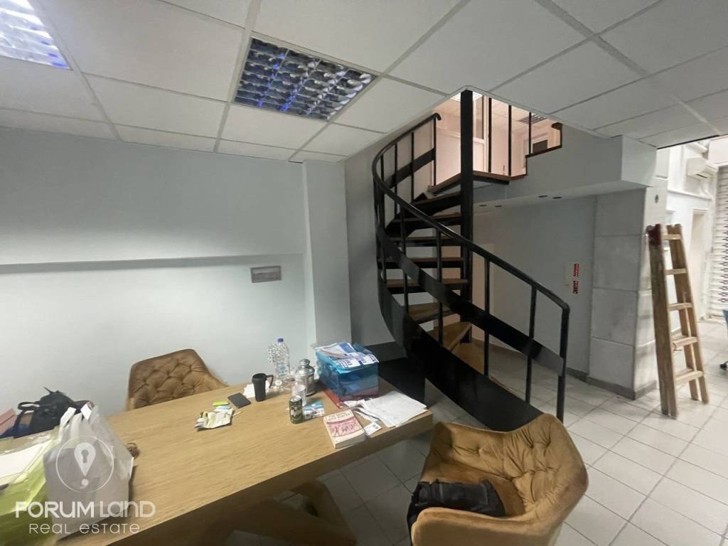 Forumland Real Estate, Ισόγειο κατάστημα