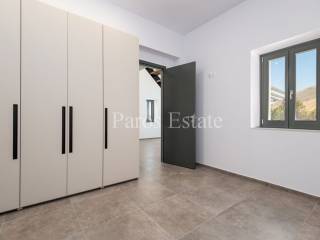 Υπνοδωμάτιο ισογείου