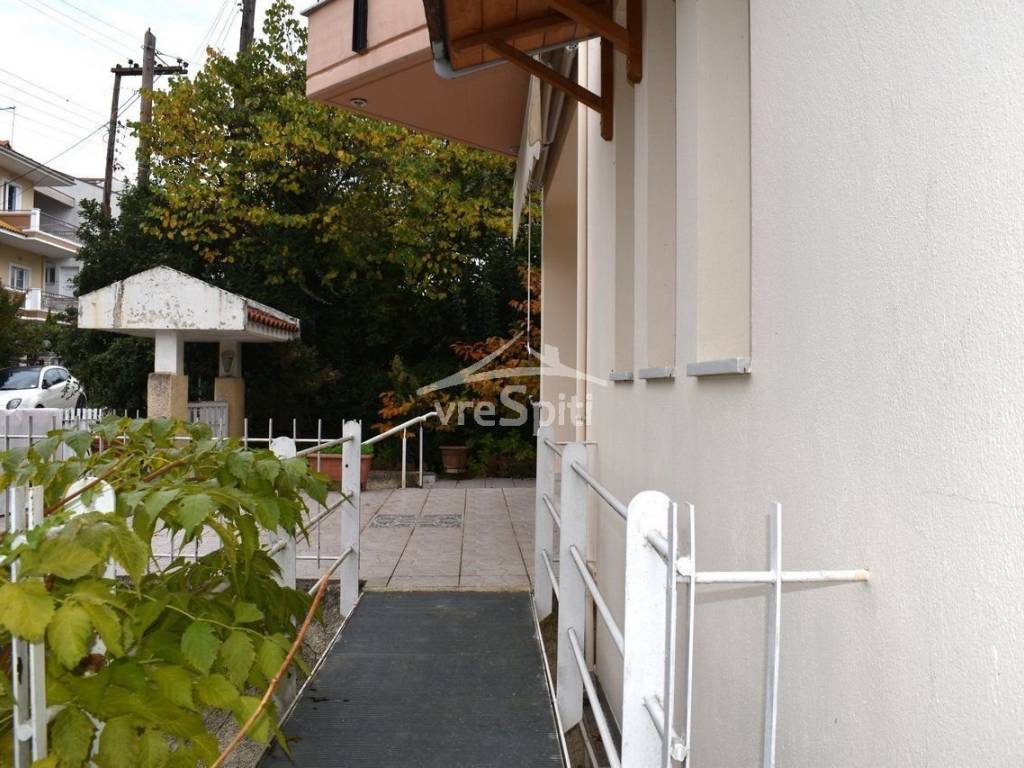 ΕΞΩΤΕΡΙΚΗ ΑΠΟΨΗ