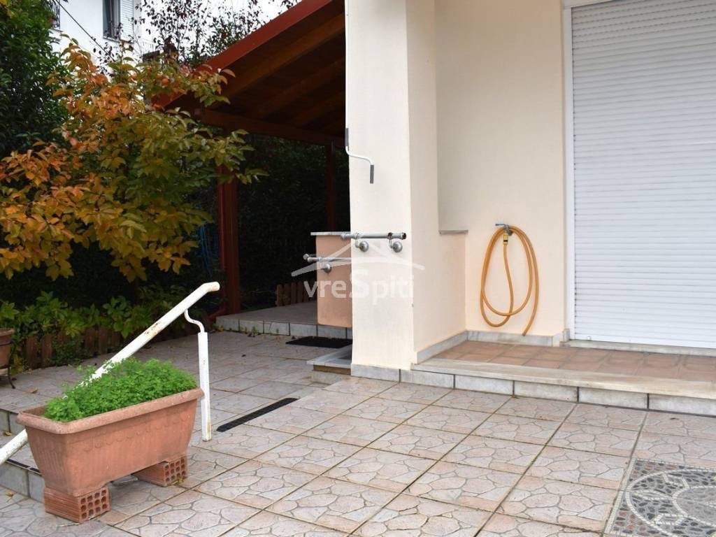 ΕΞΩΤΕΡΙΚΗ ΑΠΟΨΗ