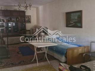 Σαλόνι,Ισόγειο