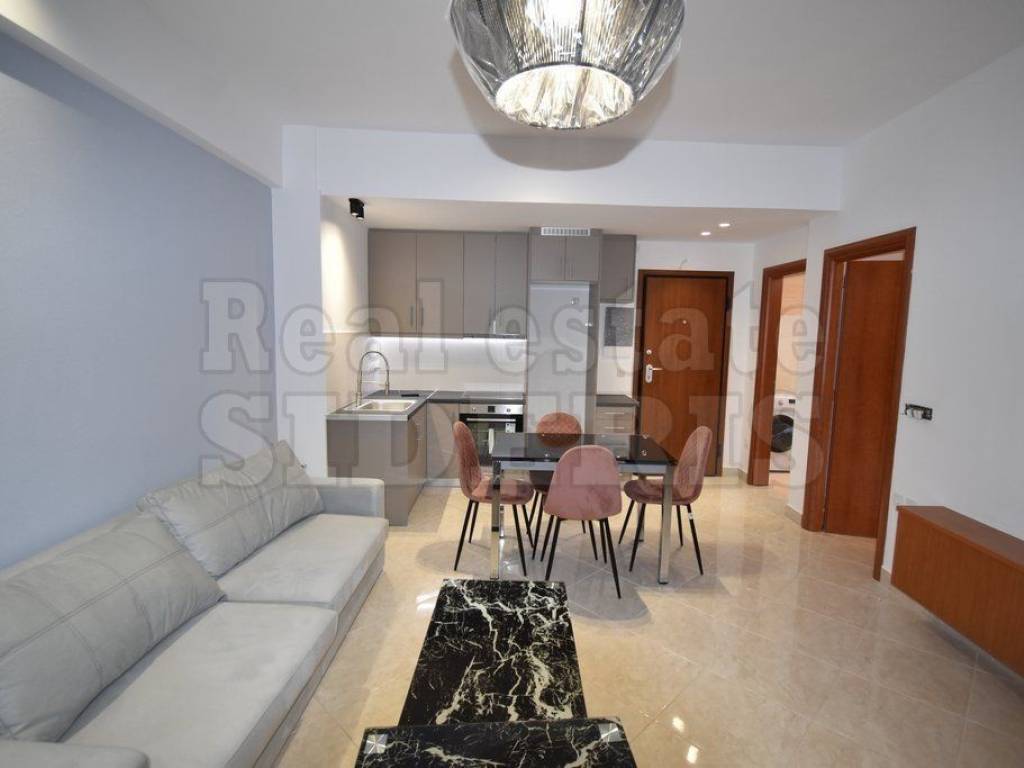 Σαλόνι τραπεζαρίες