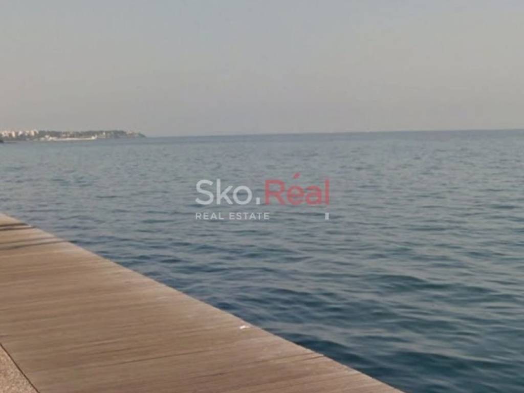 Νέα παραλία